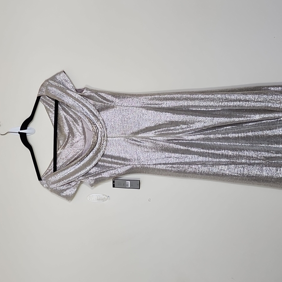 Tahari Arthur S. Levine Women's Silver Cowl Neck Maxi Formal Dress Size 4 - Picture 5 of 11
